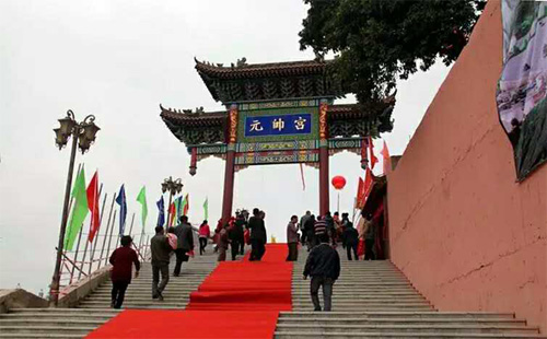 東莞大朗沙步元帥宮仿古庭院燈，傳承傳統文化