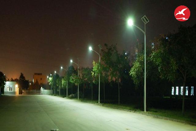正翔照明太陽(yáng)能路燈多少錢