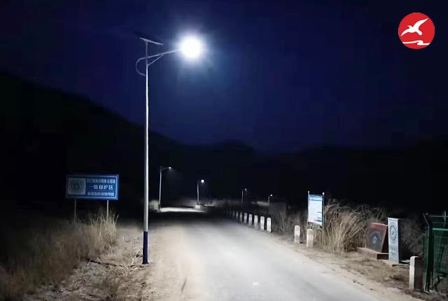 新農村太陽能路燈扶貧產品