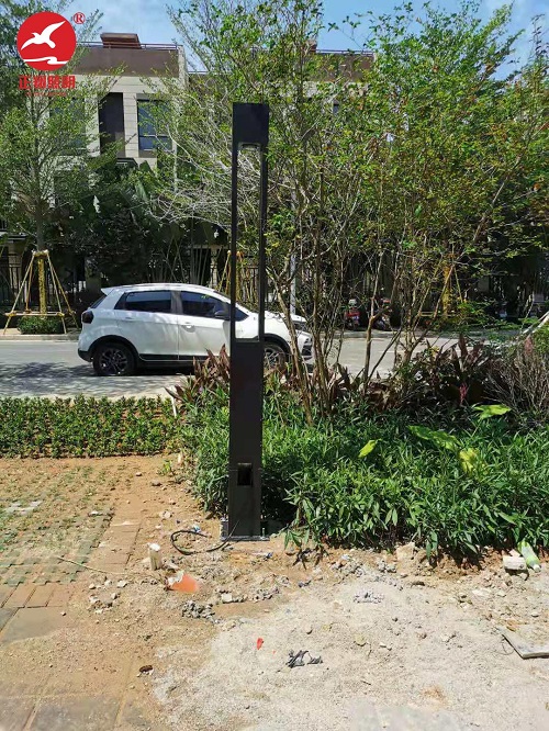 海南省三亞市海波十九巷現代景觀燈安裝
