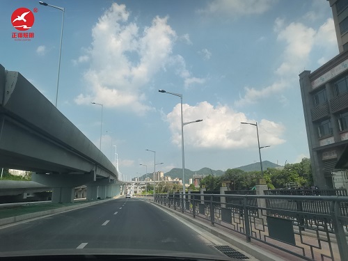 中山坦洲快線高低臂路燈安裝