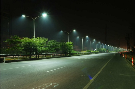 市政路燈---夜晚亮燈效果圖